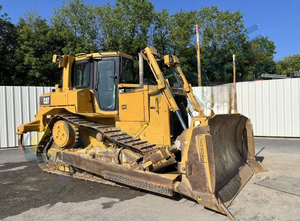 CATERPILLAR D6T XL